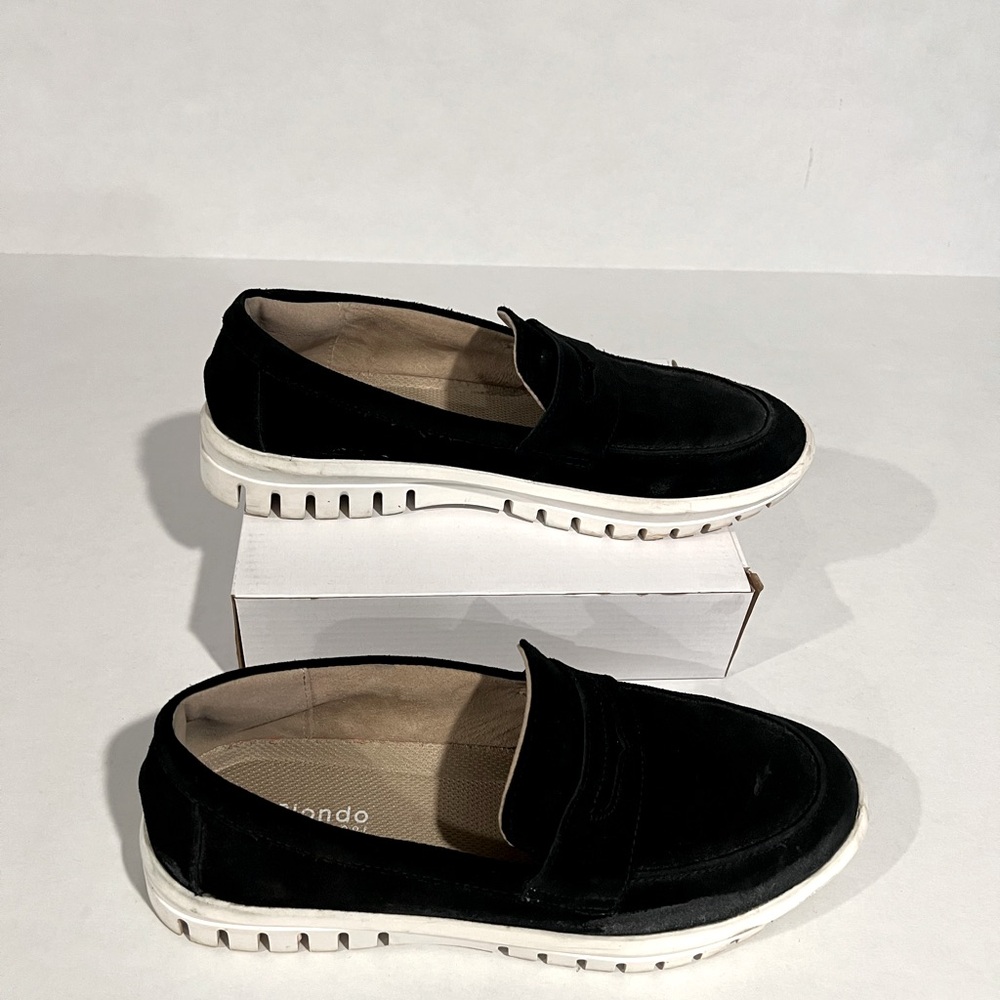 Blondo Frey Penny Waterproof Loafer (women) Black size 8.5